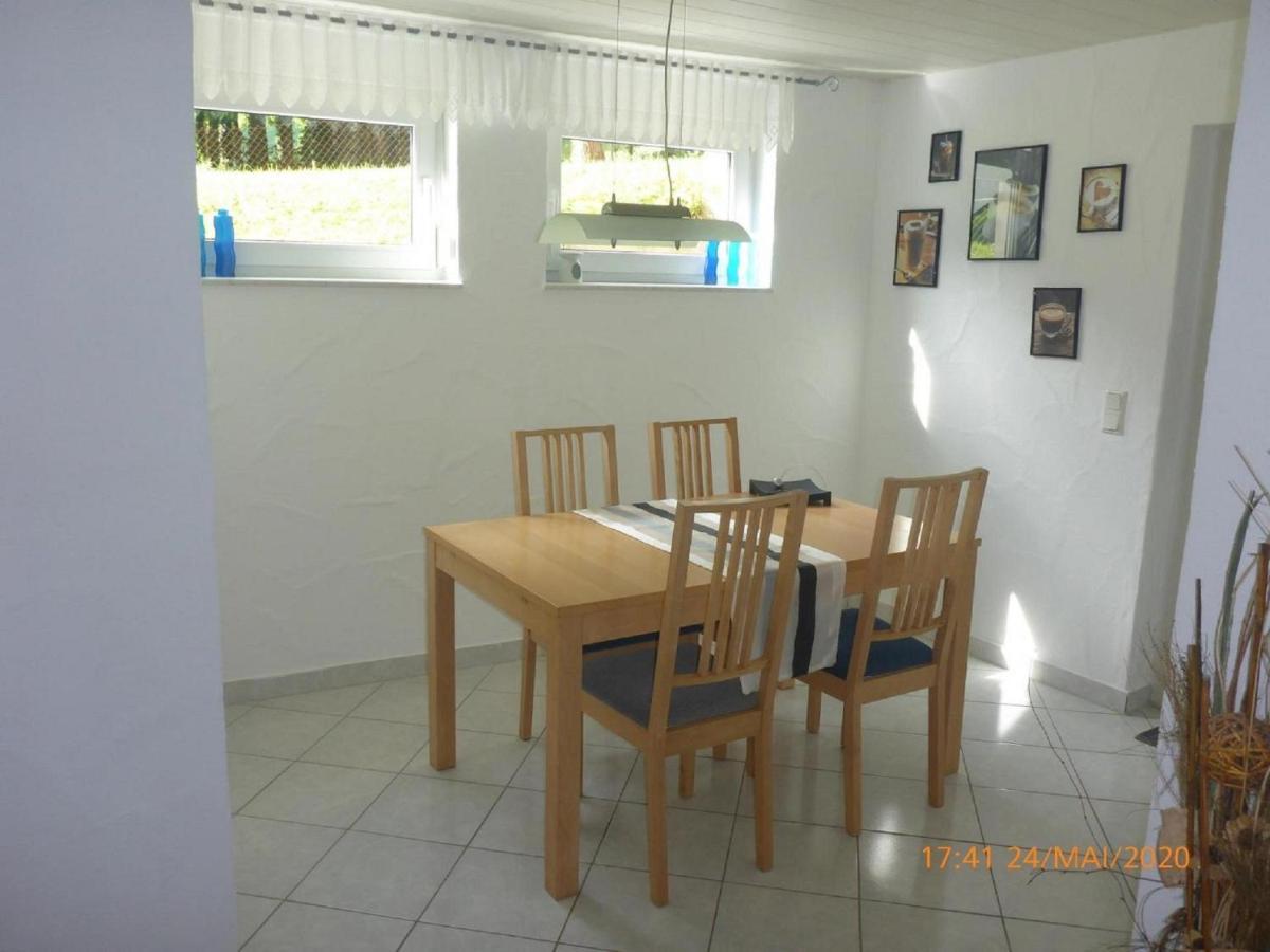 Ferienwohnung Christine Heckendalheim エクステリア 写真